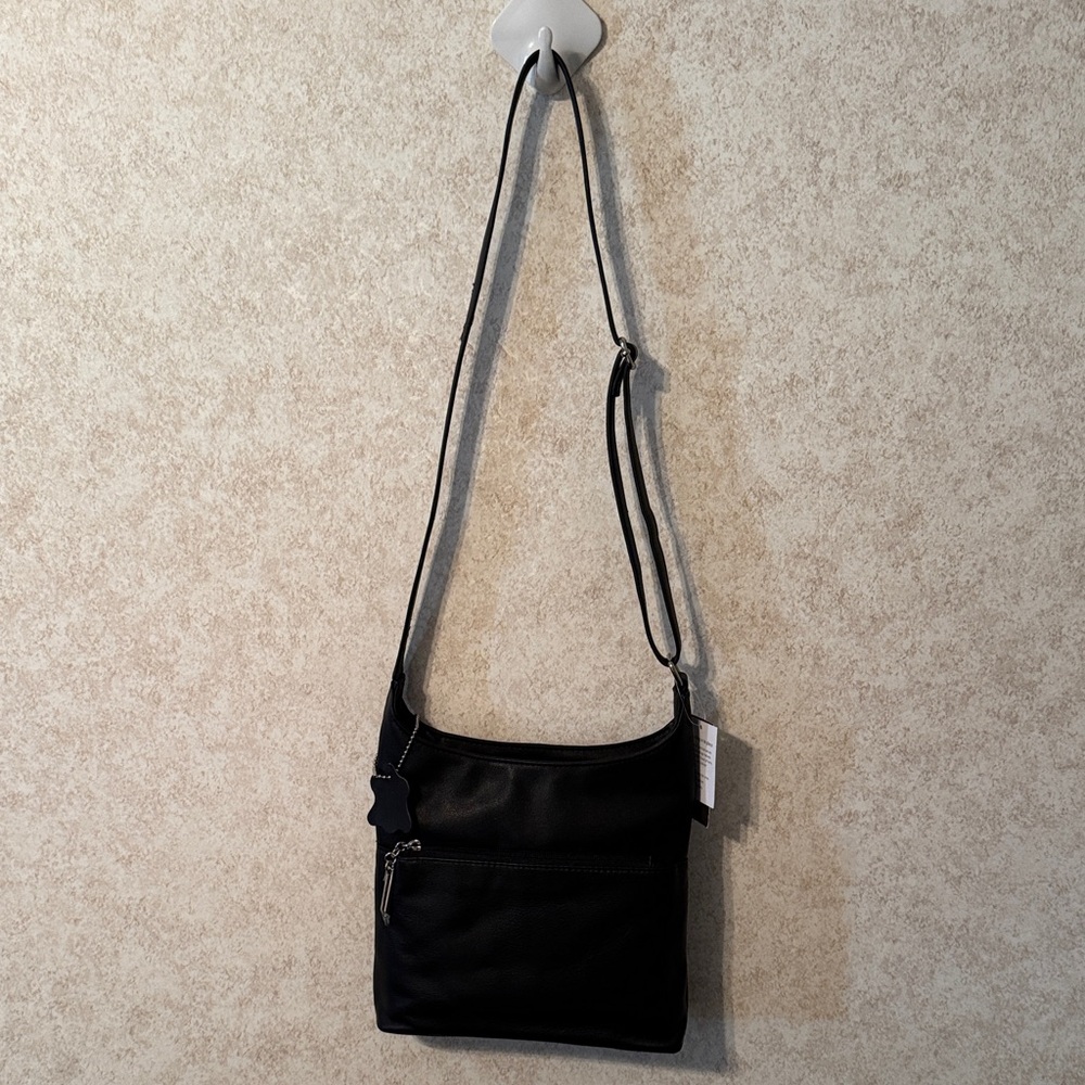 # 1 Giani Bernini Elegant Black Nappa Soft Crossbody NWT